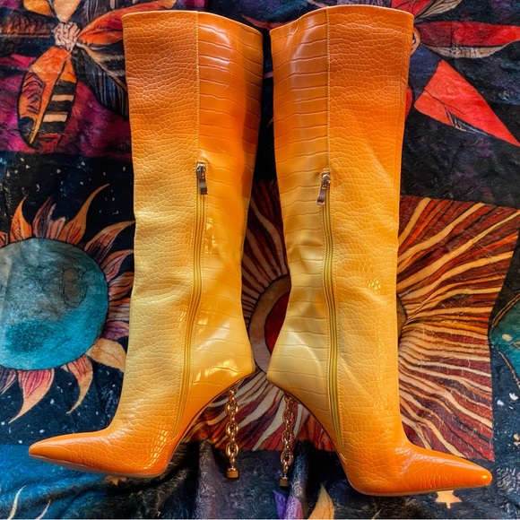 SIMMI London Sexy orange ombre snakeskin boots,gold chain link stiletto heel, 7 - Picture 11 of 16